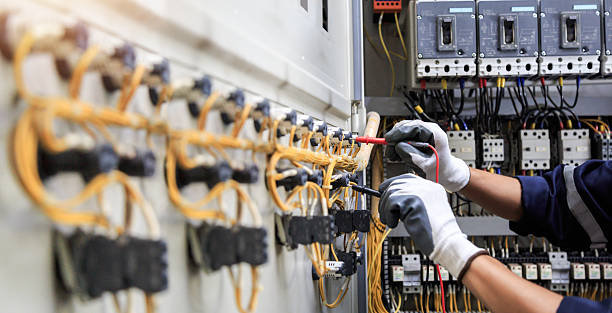 Professional Electrician technician working in Shorewood-Tower Hills-Harbert, MI